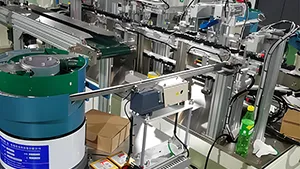Automatic Screw Locking Machine